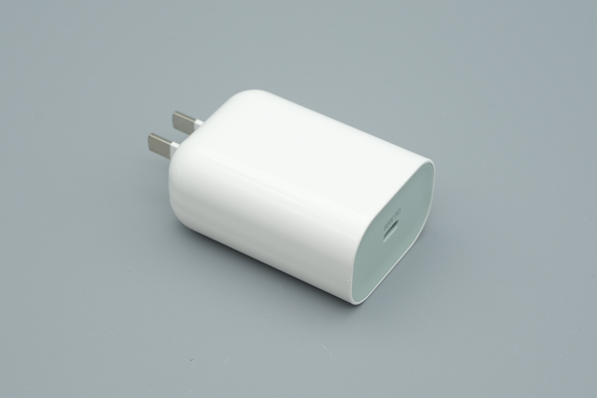 ChargerLAB POWER-Z KM003C Reveals Fast-Charging Protocols of IKEA