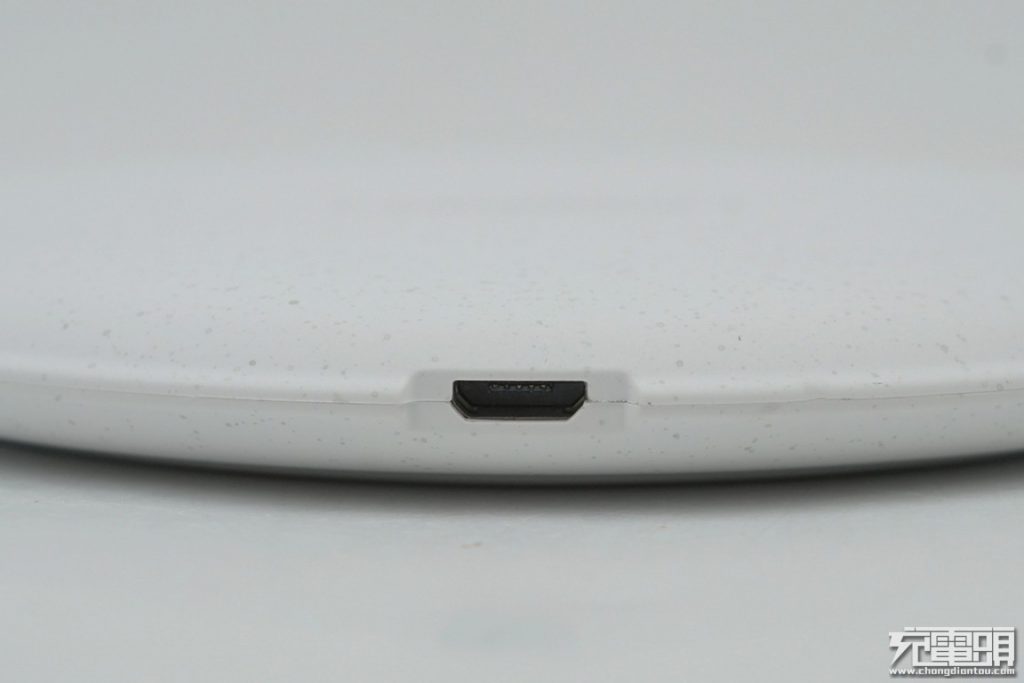 UGREEN Wireless Charging Pad (CD186) Teardown Review-Chargerlab