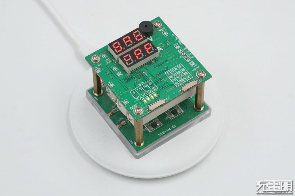 UGREEN Wireless Charging Pad (CD186) Teardown Review-Chargerlab