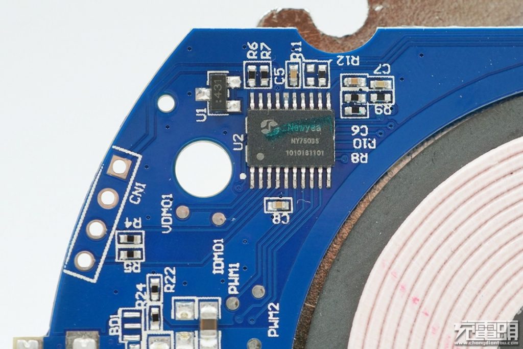 UGREEN Wireless Charging Pad (CD186) Teardown Review-Chargerlab