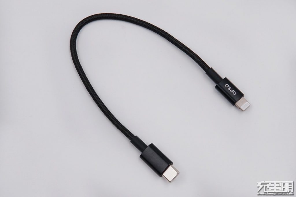 OPSO 20cm USB-C to Lightning Short Braided Cable Review: Perfect Companion for Power Banks-Chargerlab