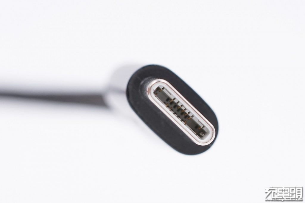 OPSO 20cm USB-C to Lightning Short Braided Cable Review: Perfect Companion for Power Banks-Chargerlab