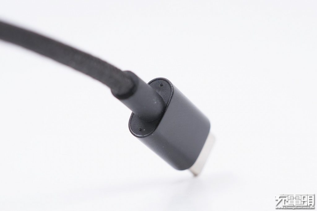 OPSO 20cm USB-C to Lightning Short Braided Cable Review: Perfect Companion for Power Banks-Chargerlab