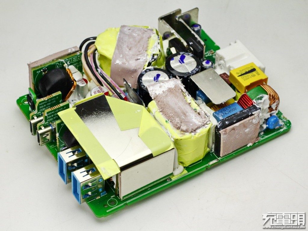 Anker PowerPort Atom PD 4 100W A2041 Teardown Review-Chargerlab