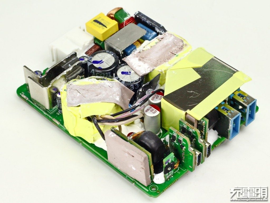Anker PowerPort Atom PD 4 100W A2041 Teardown Review-Chargerlab