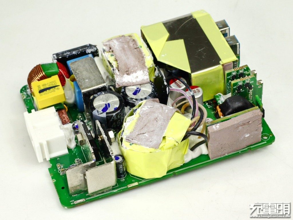 Anker PowerPort Atom PD 4 100W A2041 Teardown Review-Chargerlab