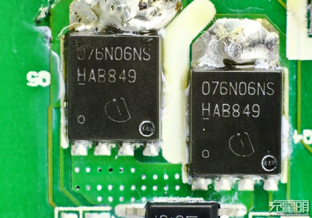 Anker PowerPort Atom PD 4 100W A2041 Teardown Review-Chargerlab