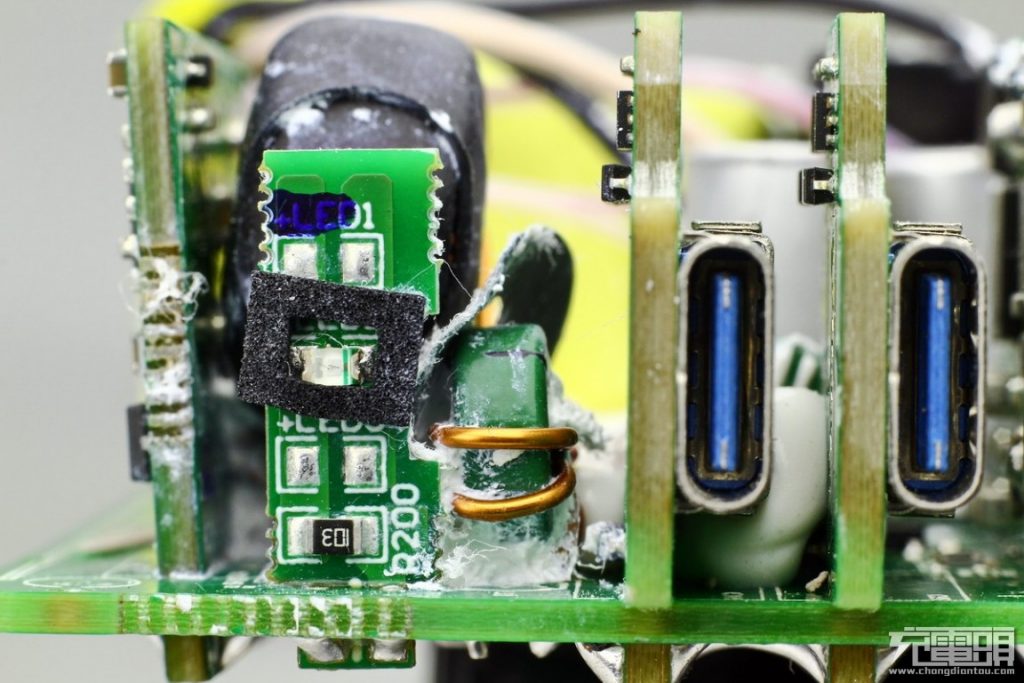 Anker PowerPort Atom PD 4 100W A2041 Teardown Review-Chargerlab