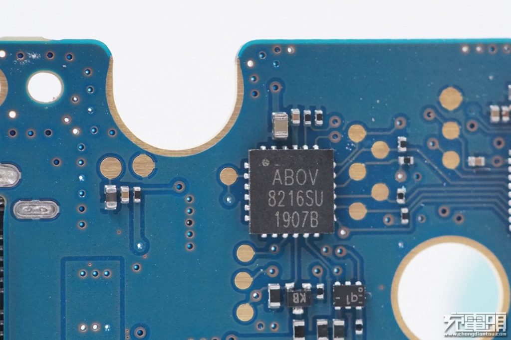 Samsung Wireless Charger Pad Slim (EP-P1100) Teardown Review-Chargerlab