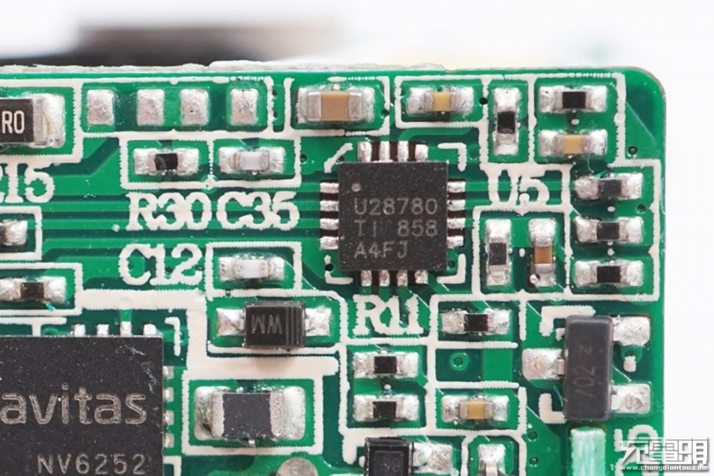 AUKEY PA-Y19 27W PD Charger Teardown Review: GaNFast Inside-Chargerlab