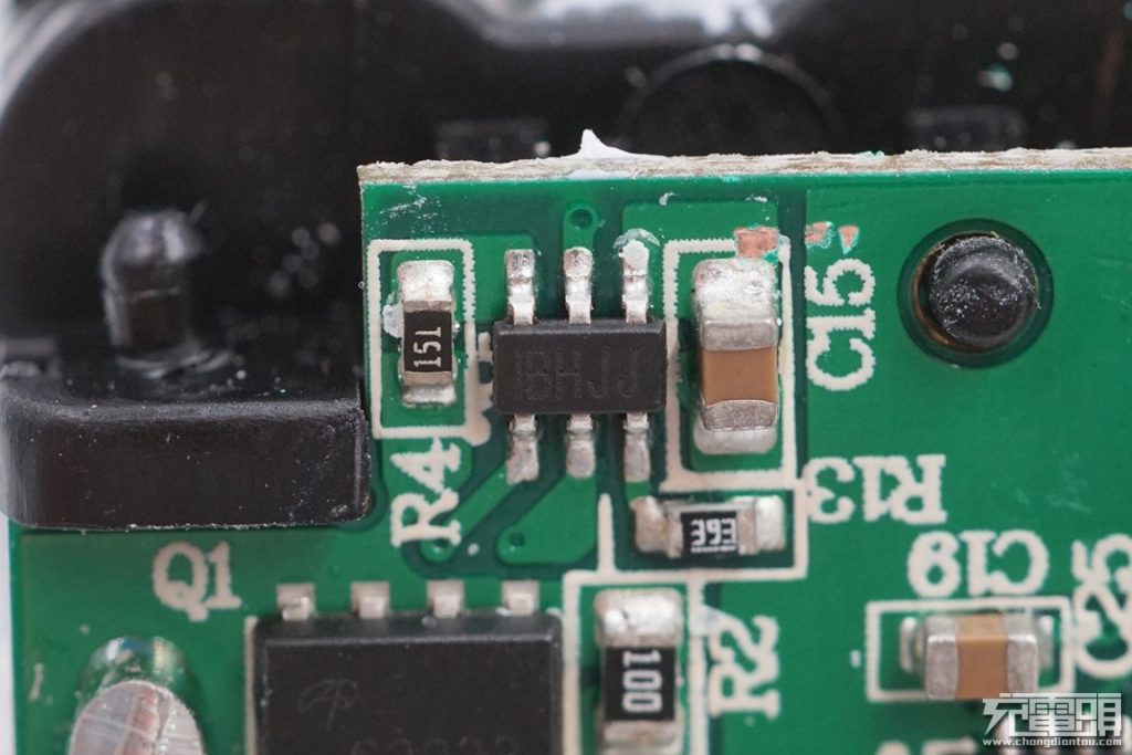 AUKEY PA-Y19 27W PD Charger Teardown Review: GaNFast Inside-Chargerlab