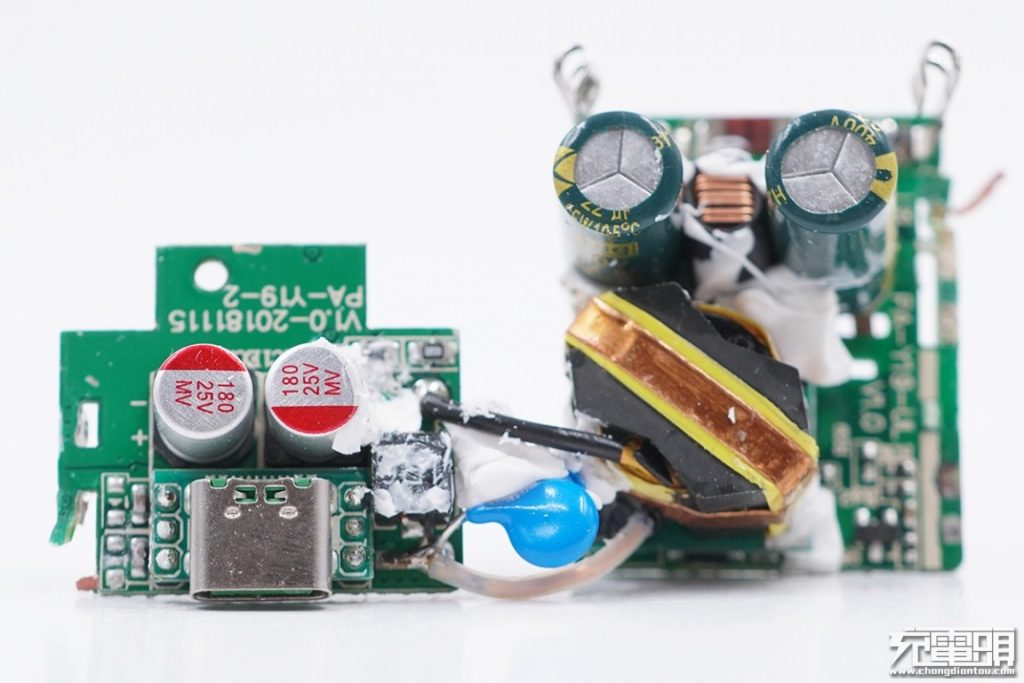 AUKEY PA-Y19 27W PD Charger Teardown Review: GaNFast Inside-Chargerlab