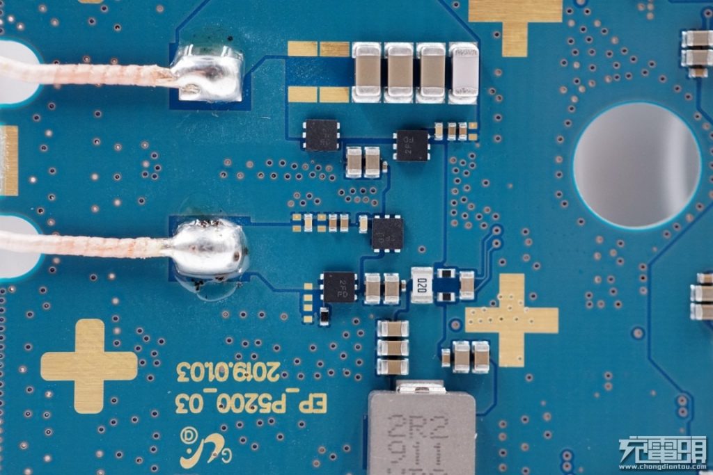 Samsung Wireless Charger Duo Pad (EP-P5200) Teardown Review-Chargerlab