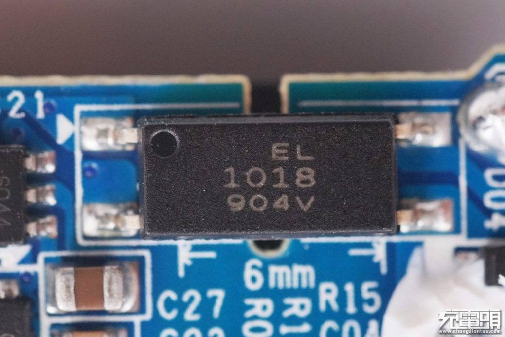 Samsung’s First USB-C Charger (EP-TA800) Teardown Review-Chargerlab
