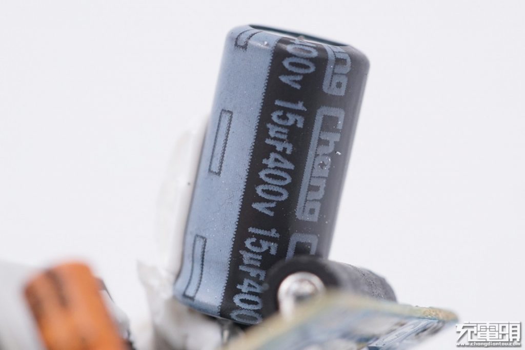 Samsung’s First USB-C Charger (EP-TA800) Teardown Review-Chargerlab