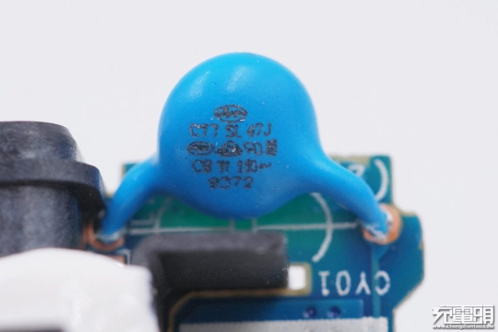Samsung’s First USB-C Charger (EP-TA800) Teardown Review-Chargerlab