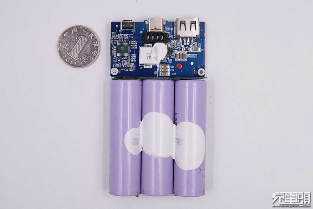HTC QC3.0 Power Bank (BB G1000) Teardown Review: Quietly Premium-Chargerlab