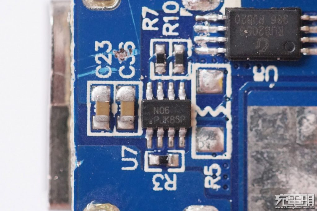 HTC QC3.0 Power Bank (BB G1000) Teardown Review: Quietly Premium-Chargerlab