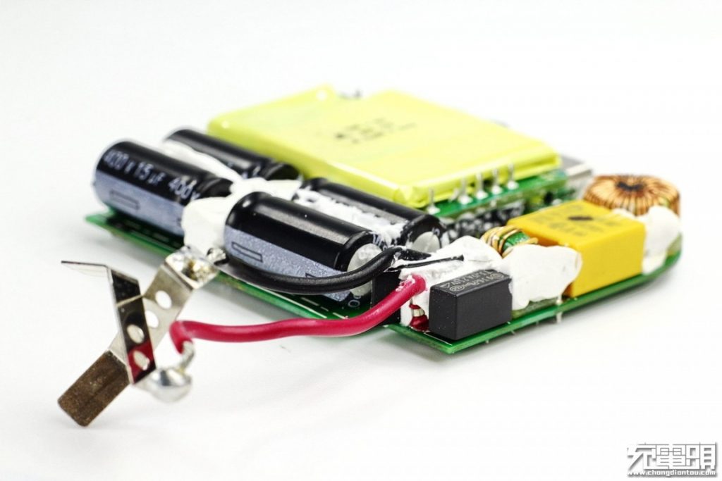 RAVPower 45W Ultrathin PD GaN Charger In-Depth Teardown Review-Chargerlab