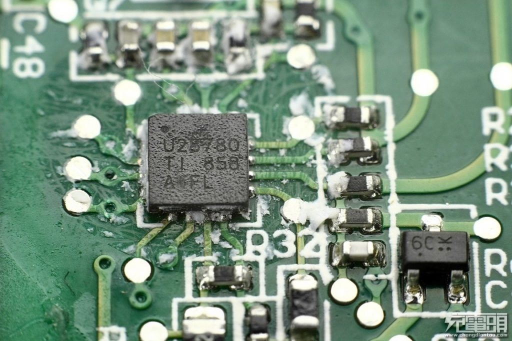 RAVPower 45W Ultrathin PD GaN Charger In-Depth Teardown Review-Chargerlab