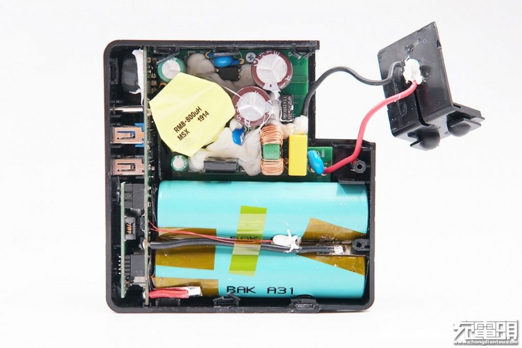 Mophie Powerstation Hub Teardown Review: All in One-Chargerlab