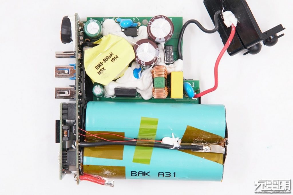 Mophie Powerstation Hub Teardown Review: All in One-Chargerlab