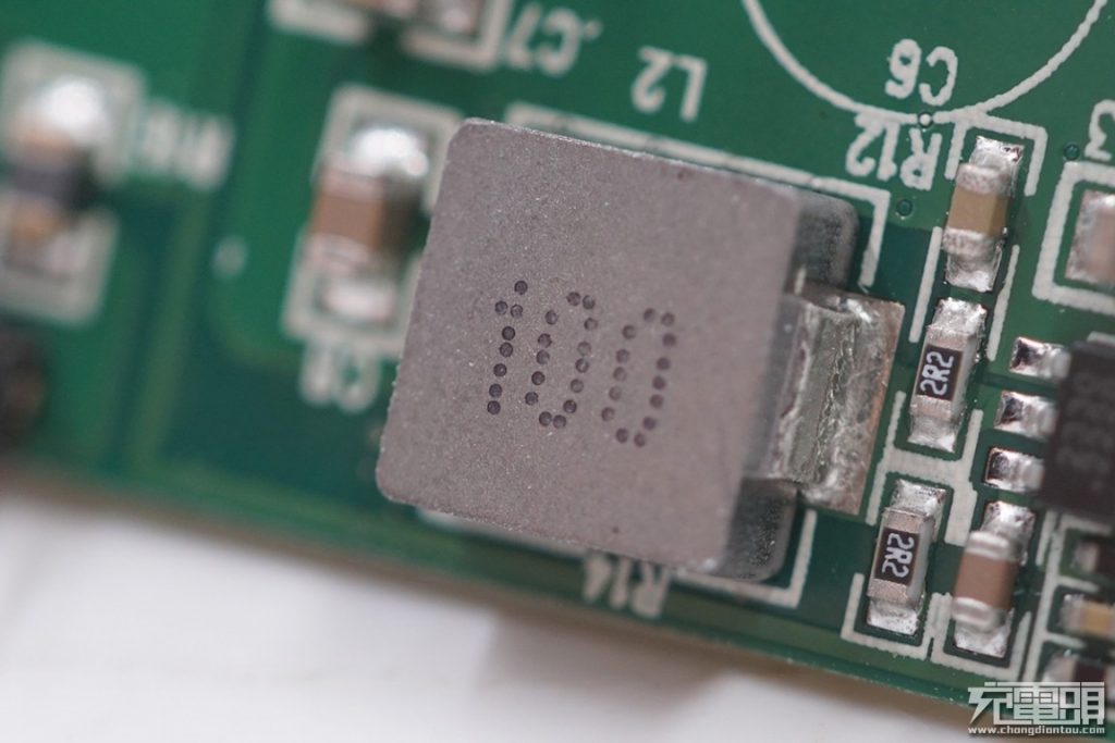 Mophie Powerstation Hub Teardown Review: All in One-Chargerlab