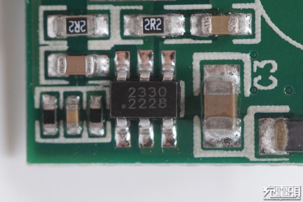 Mophie Powerstation Hub Teardown Review: All in One-Chargerlab