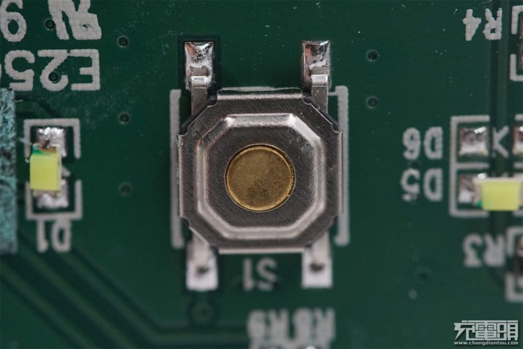 Mophie Powerstation Hub Teardown Review: All in One-Chargerlab