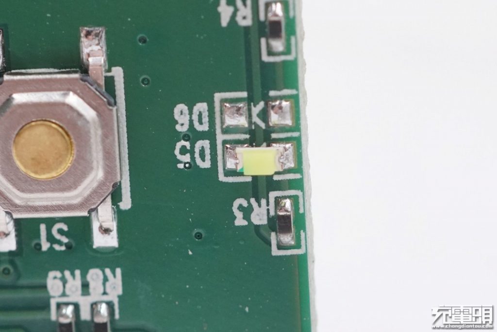 Mophie Powerstation Hub Teardown Review: All in One-Chargerlab