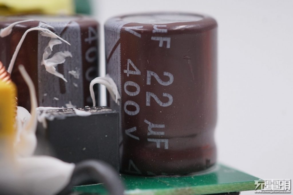 Mophie Powerstation Hub Teardown Review: All in One-Chargerlab