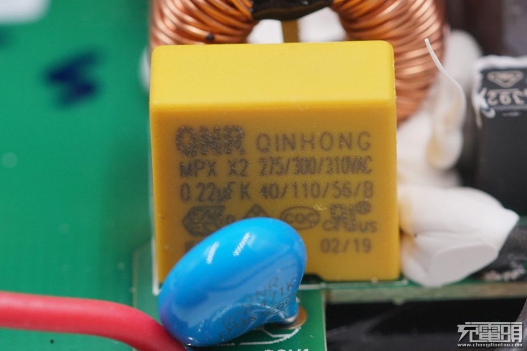 Mophie Powerstation Hub Teardown Review: All in One-Chargerlab