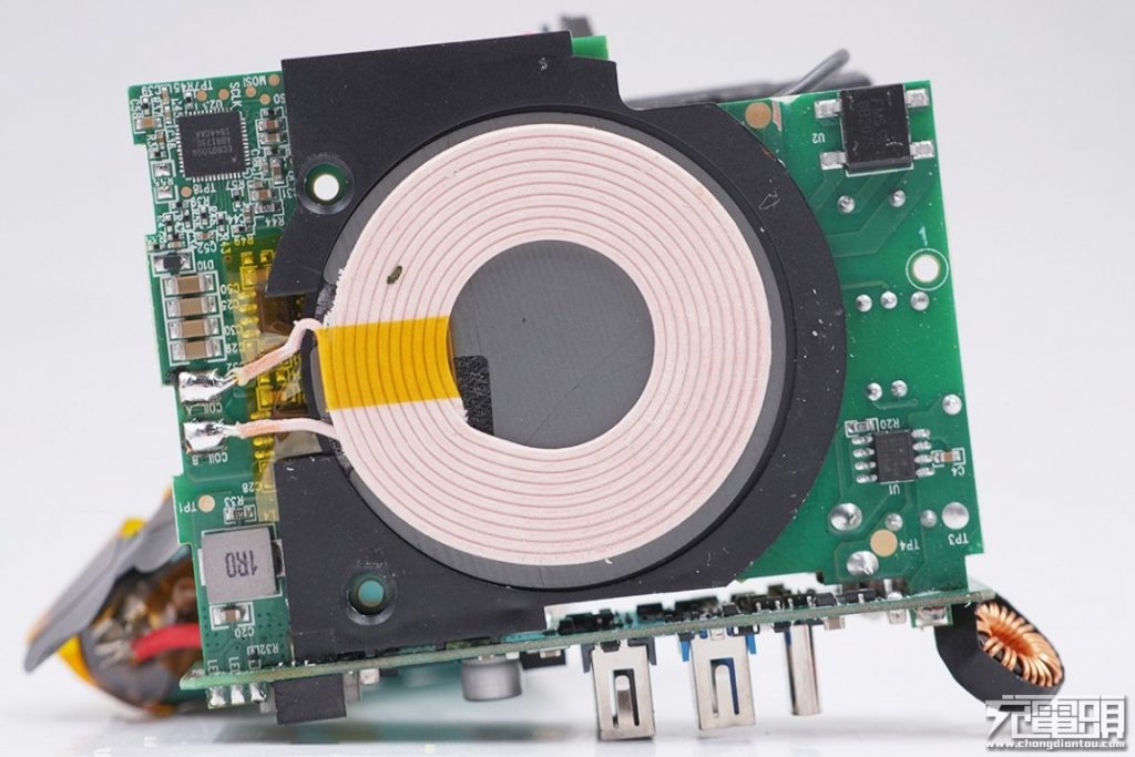 Mophie Powerstation Hub Teardown Review: All in One-Chargerlab
