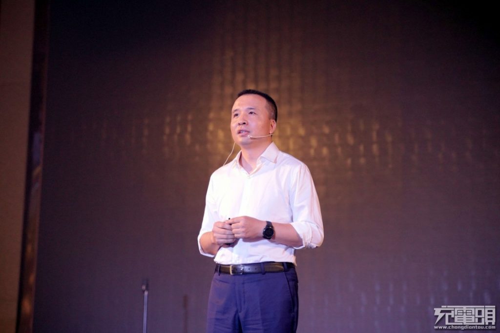 Benks Announces Automatic Screen Protector Application Machine at 2019 Autumn Launch Event-Chargerlab