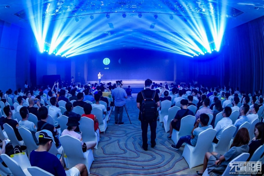 Benks Announces Automatic Screen Protector Application Machine at 2019 Autumn Launch Event-Chargerlab