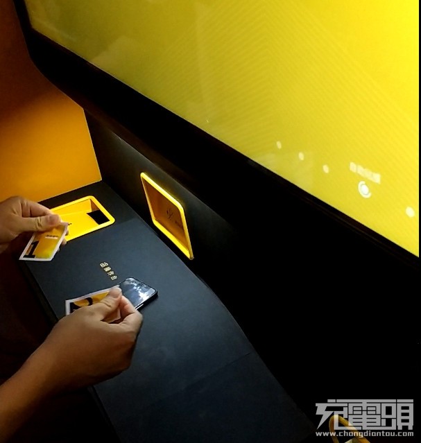 Benks Announces Automatic Screen Protector Application Machine at 2019 Autumn Launch Event-Chargerlab
