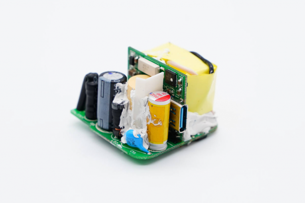 Teardown Report: ANKER Latest 20W PD Fast Charger-Chargerlab