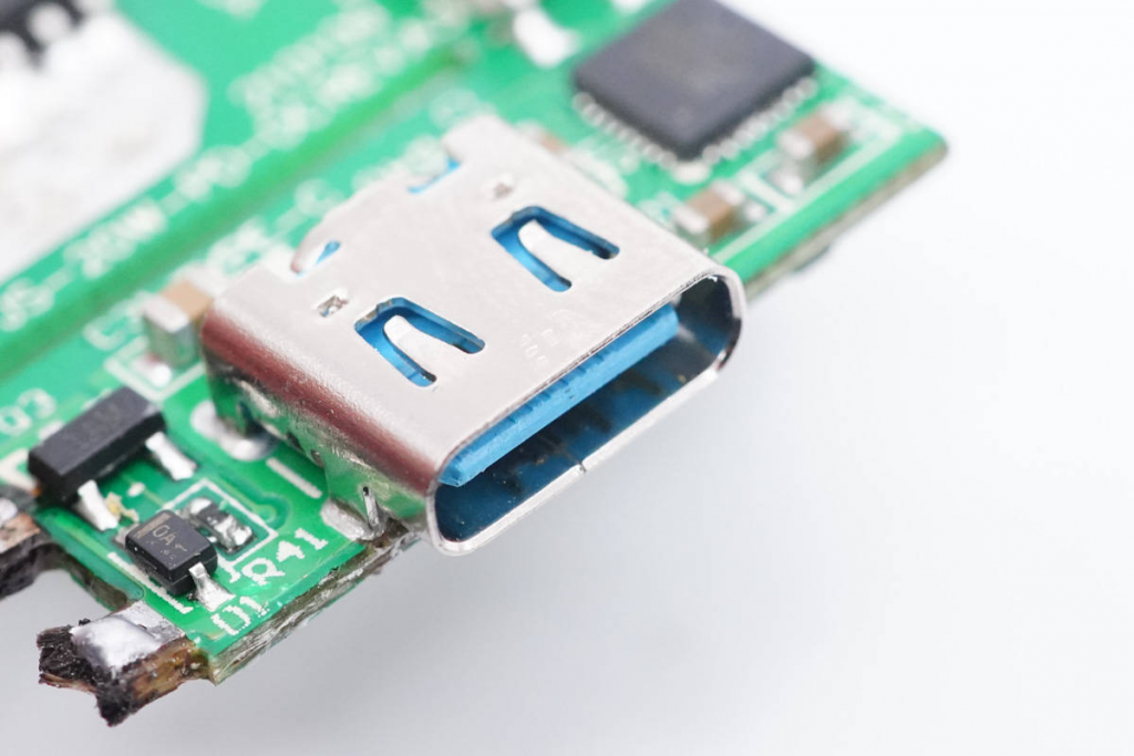 Teardown Report: ANKER Latest 20W PD Fast Charger-Chargerlab