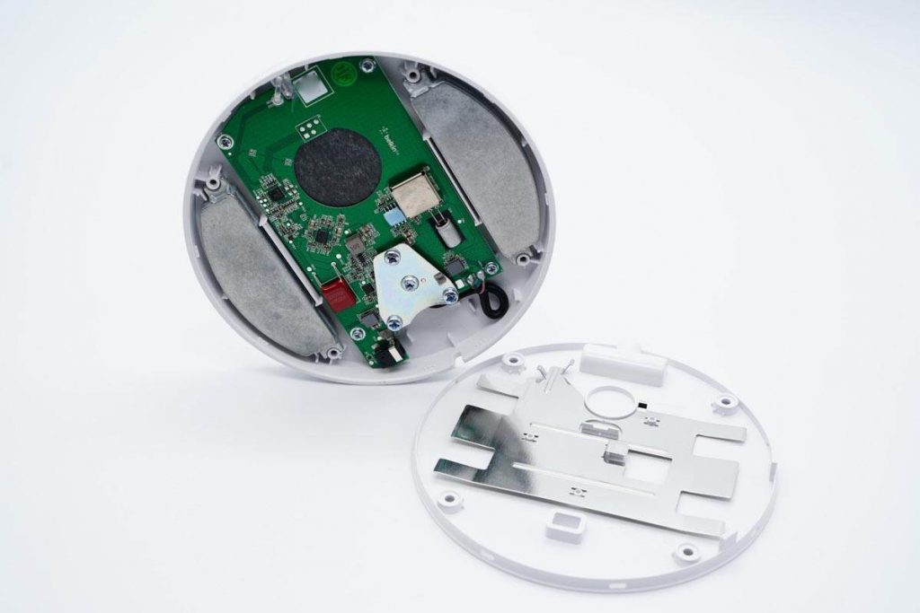 Teardown Report: Belkin MFM Certified Two-in-One 20W Wireless Charger-Chargerlab