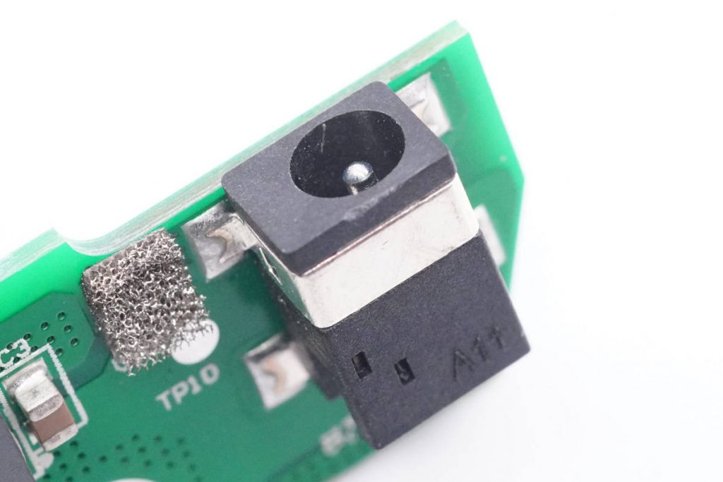 Teardown Report: Belkin MFM Certified Two-in-One 20W Wireless Charger-Chargerlab