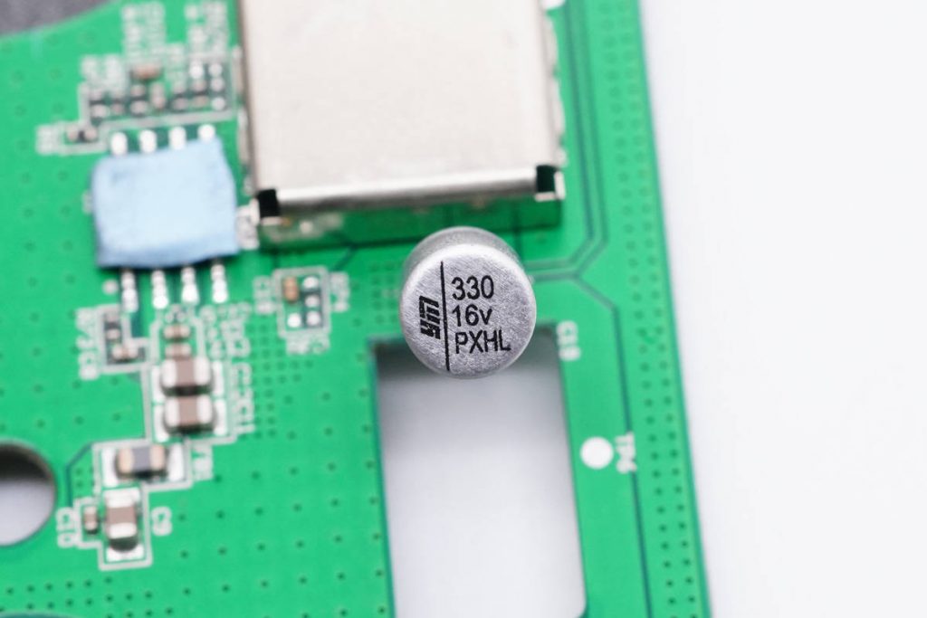 Teardown Report: Belkin MFM Certified Two-in-One 20W Wireless Charger-Chargerlab