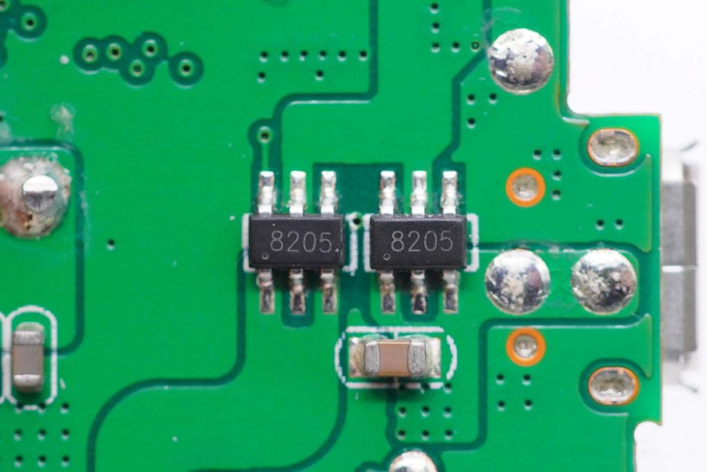 Teardown Report: RAVPower 10000mAh Power Bank, Supporting 18W Fast Charging-Chargerlab