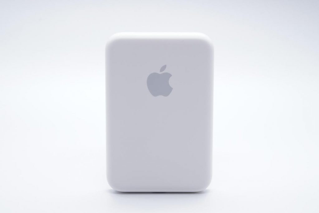 Latest Teardown of Apple MagSafe Battery Pack for iPhone 12 Series-Chargerlab