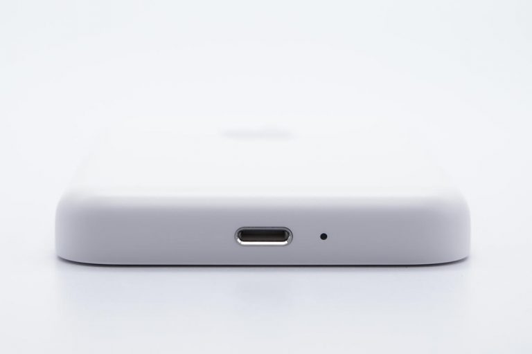 apple magsafe battery pack for iphone 12 apple magsafe battery pack for iphone 12