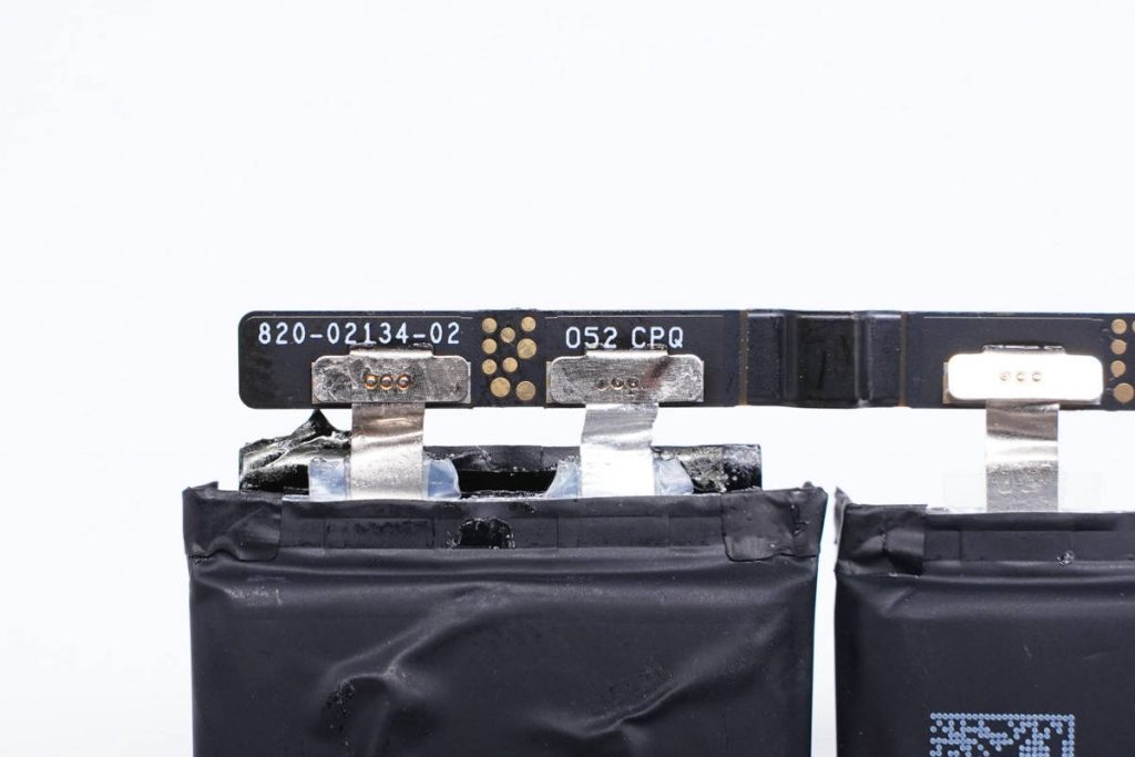 Latest Teardown of Apple MagSafe Battery Pack for iPhone 12 Series-Chargerlab