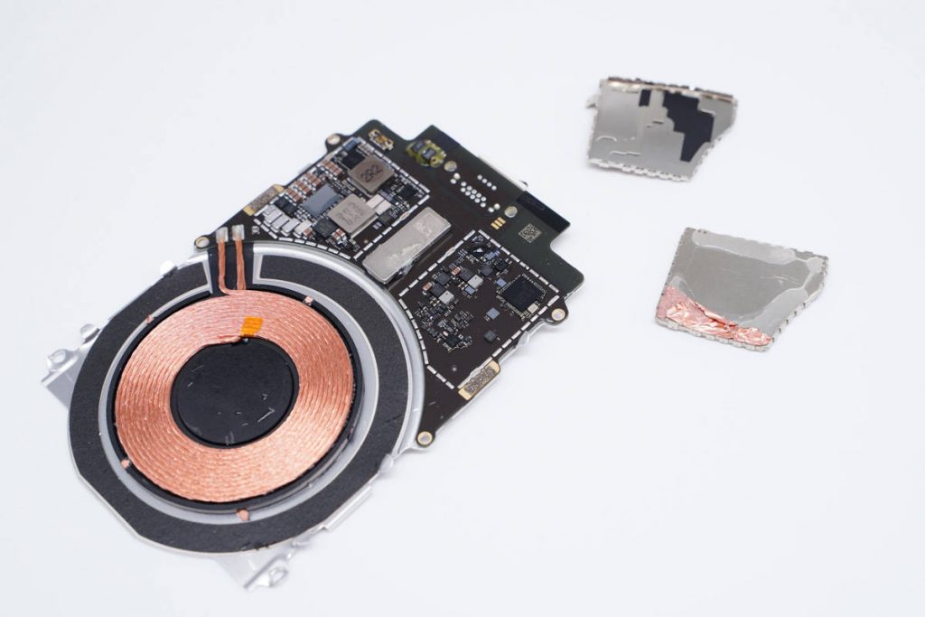 Latest Teardown of Apple MagSafe Battery Pack for iPhone 12 Series-Chargerlab
