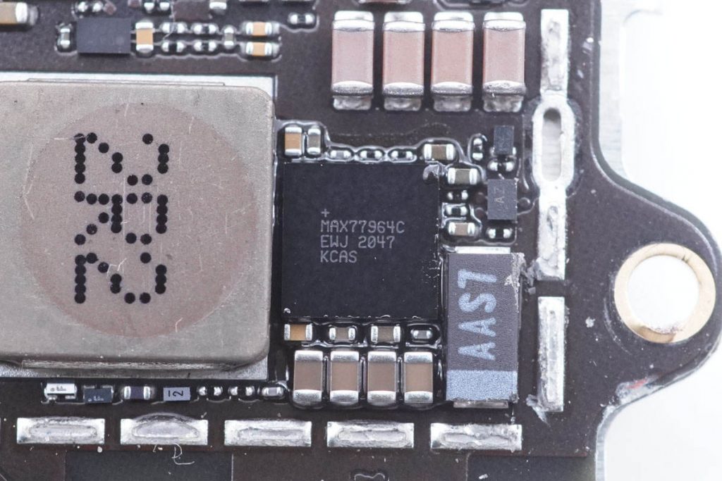 Latest Teardown of Apple MagSafe Battery Pack for iPhone 12 Series-Chargerlab