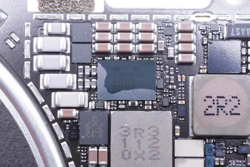Latest Teardown of Apple MagSafe Battery Pack for iPhone 12 Series-Chargerlab