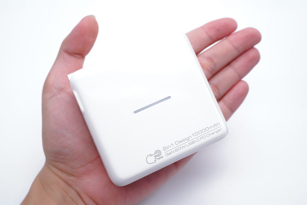 Teardown of L Lab Two-in-one 60W GaN Fast Charger With 10000mAh Power Bank-Chargerlab