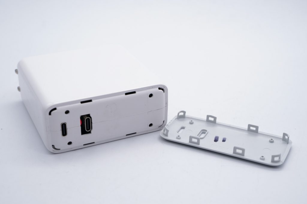 Teardown of L Lab Two-in-one 60W GaN Fast Charger With 10000mAh Power Bank-Chargerlab